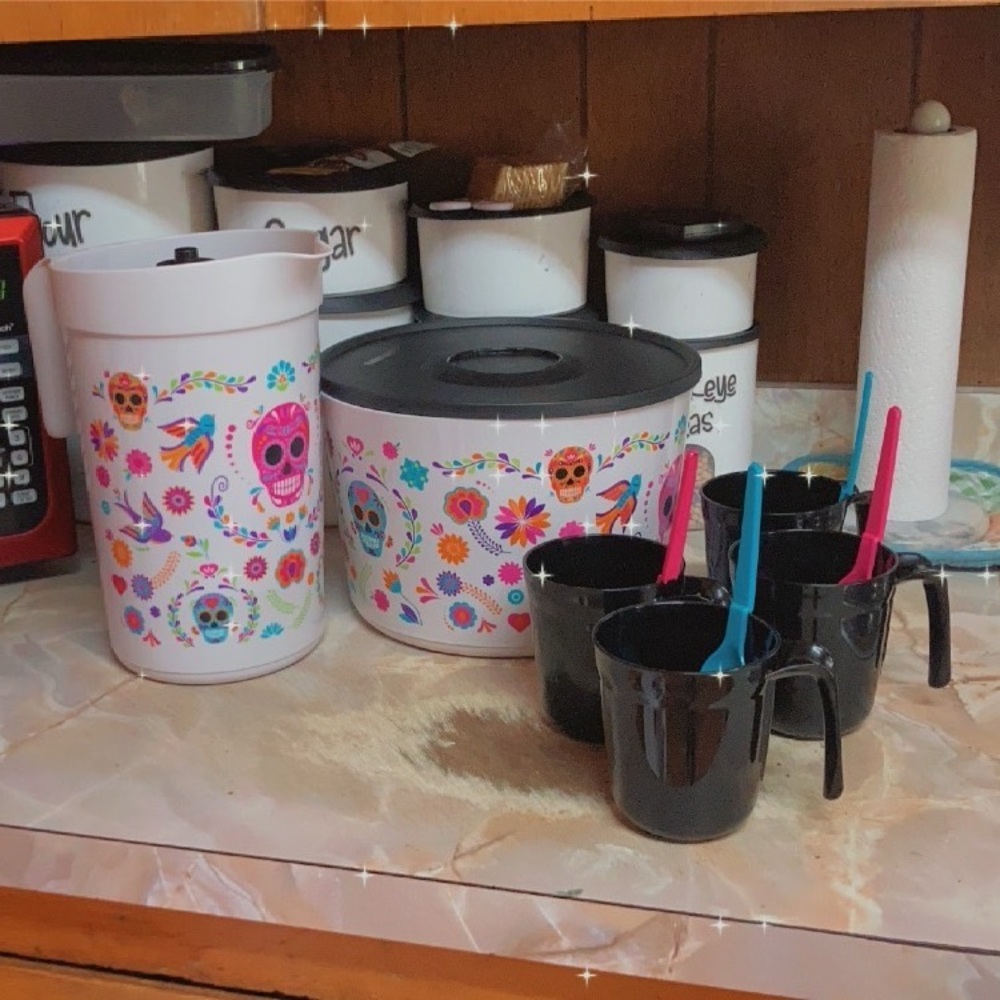 Silly Skulls Tupperware Basket